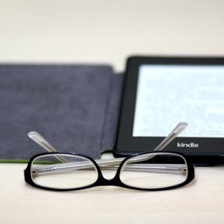 color e reader technology