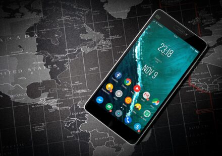 mobile investing app interface
