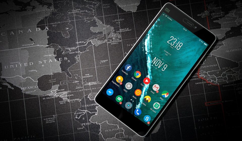 mobile investing app interface