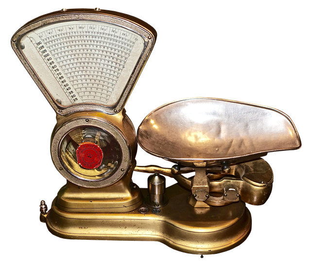 A vintage mechanical weighing scale