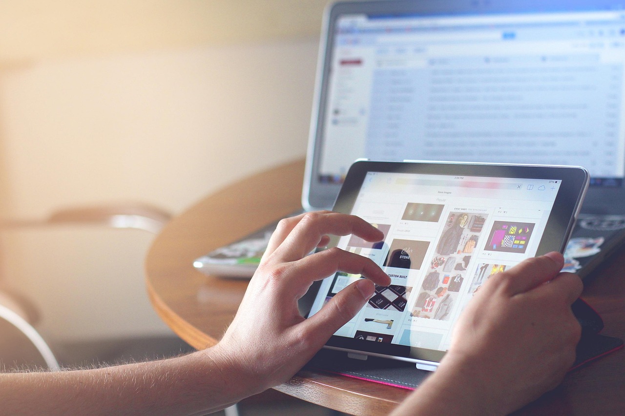Large Screen Tablet: Powering Your Portable Workstation