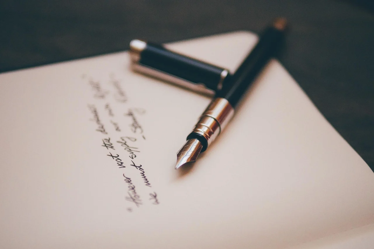 What Is grammarvista.com? Website Content and Overview